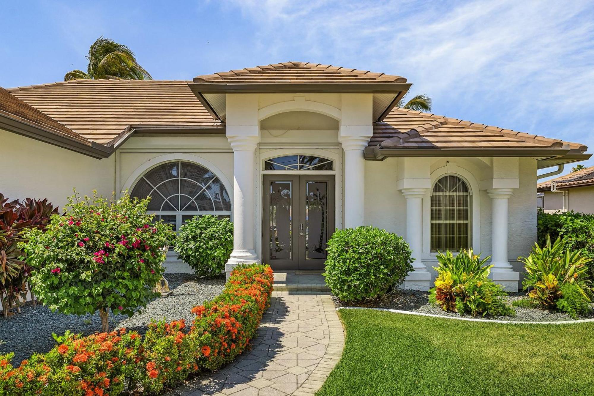 Island House Sw Cape - Waterfront Private Home Locally Owned & Managed, Fair & Honest Pricing 珊瑚角 外观 照片
