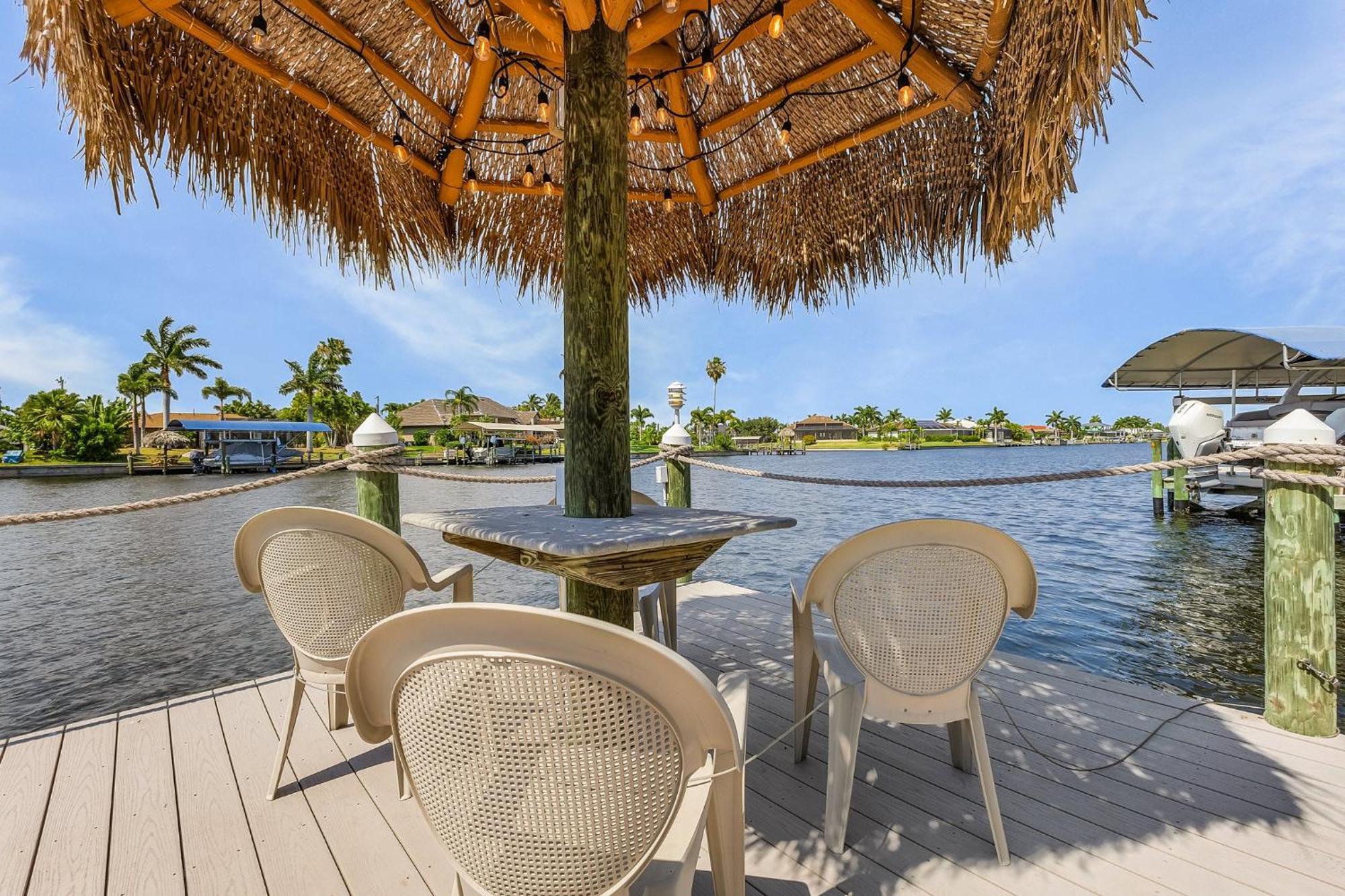 Island House Sw Cape - Waterfront Private Home Locally Owned & Managed, Fair & Honest Pricing 珊瑚角 外观 照片